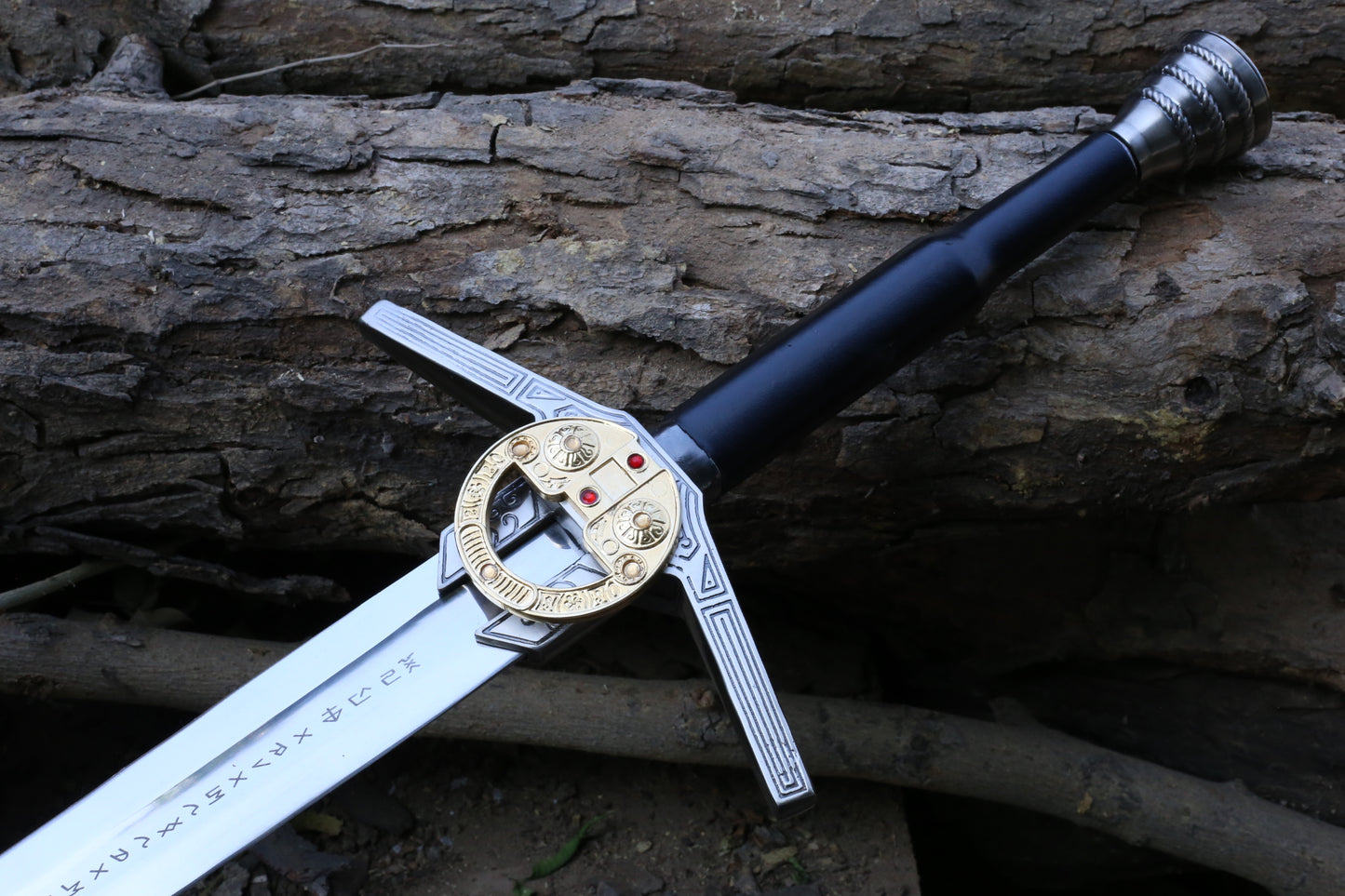 Aerondight: Witcher-Inspired Handcrafted Replica | 40-Inch Stainless Steel Display Blade with Scabbard
